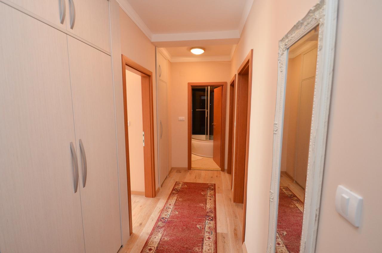 Central Apartment Kotor Luaran gambar