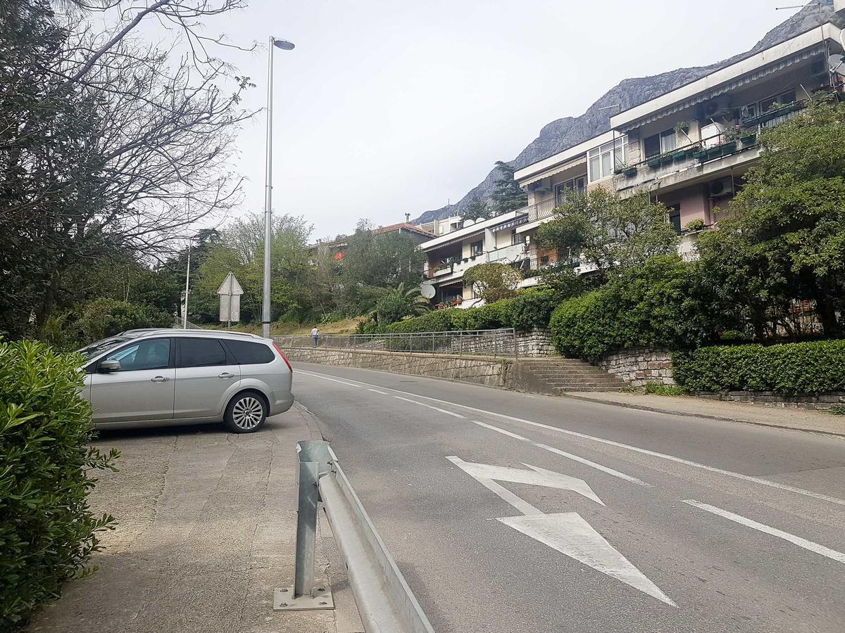 Central Apartment Kotor Luaran gambar