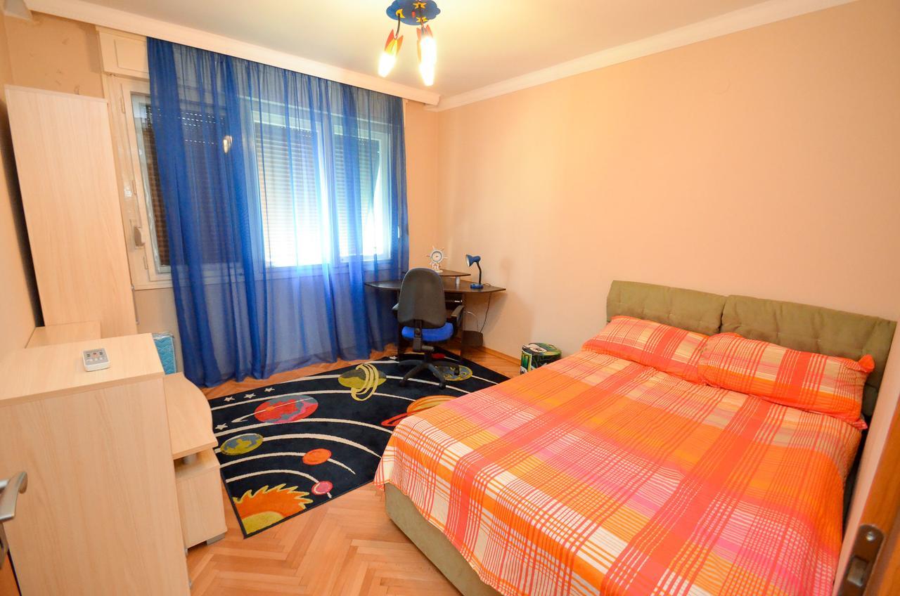 Central Apartment Kotor Luaran gambar
