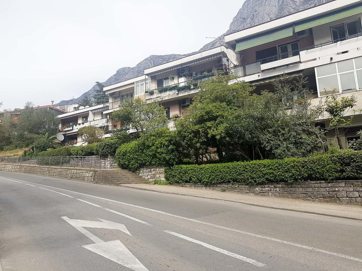 Central Apartment Kotor Luaran gambar