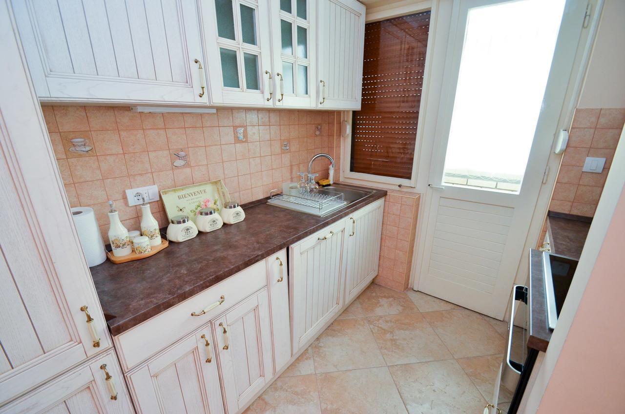 Central Apartment Kotor Luaran gambar