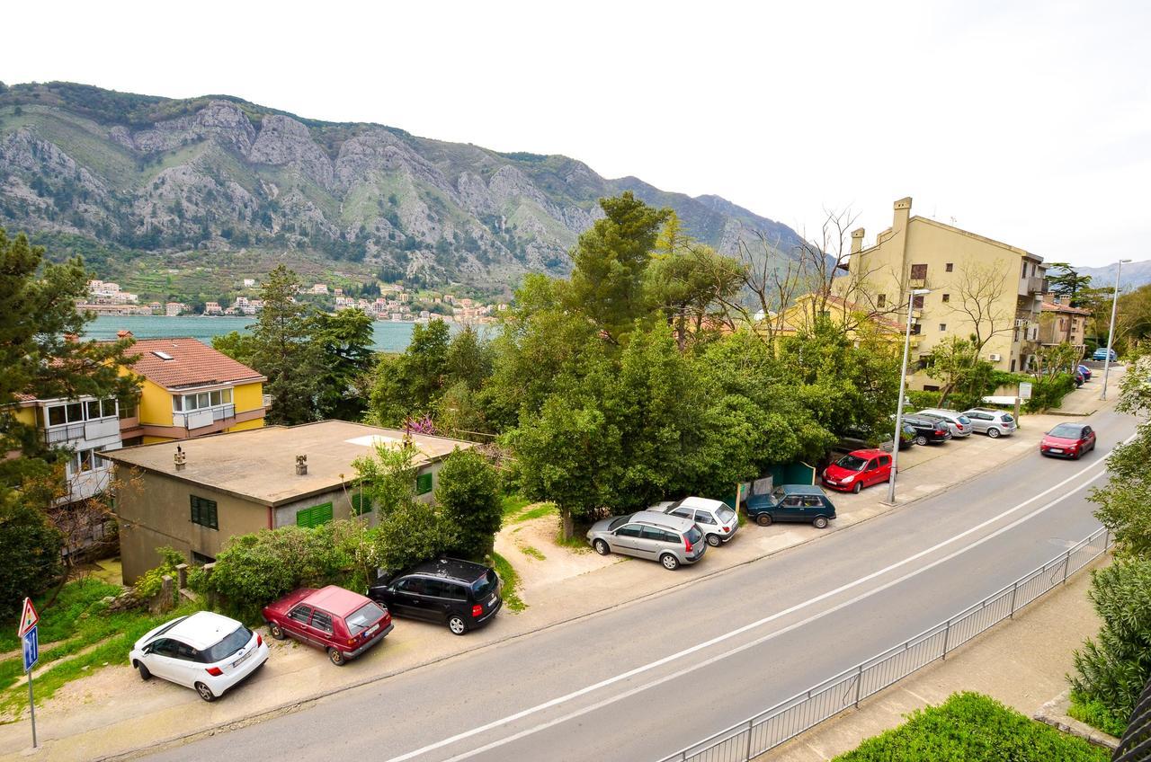 Central Apartment Kotor Luaran gambar